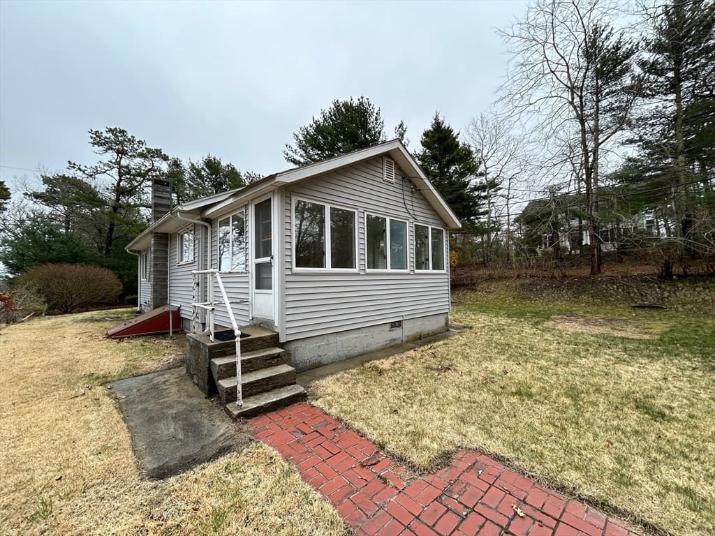 25 Hillcrest Rd #1 photo 2