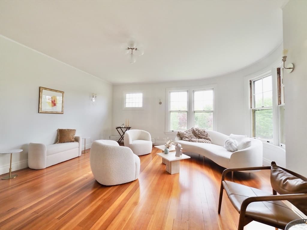 222 Elm Street #B photo 2