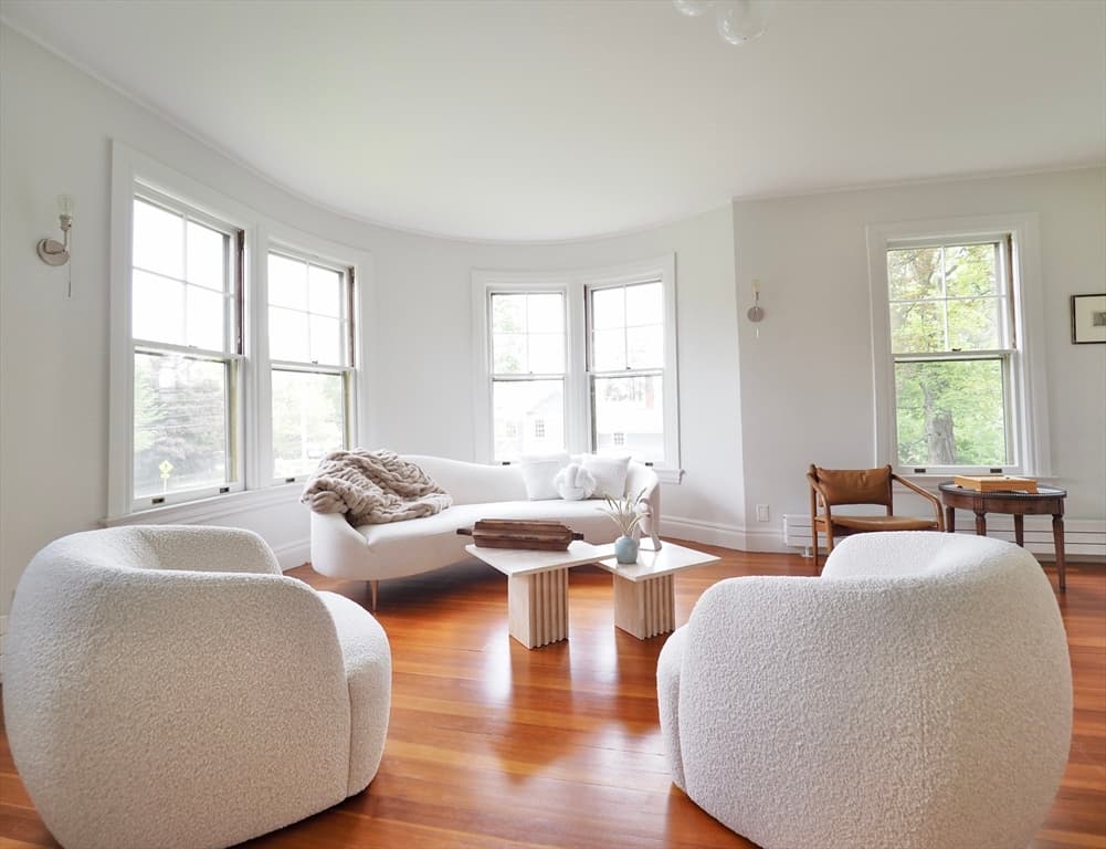 222 Elm Street #B photo 4
