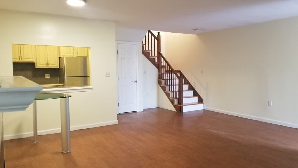 160 Quincy Shore Dr #115 photo 5