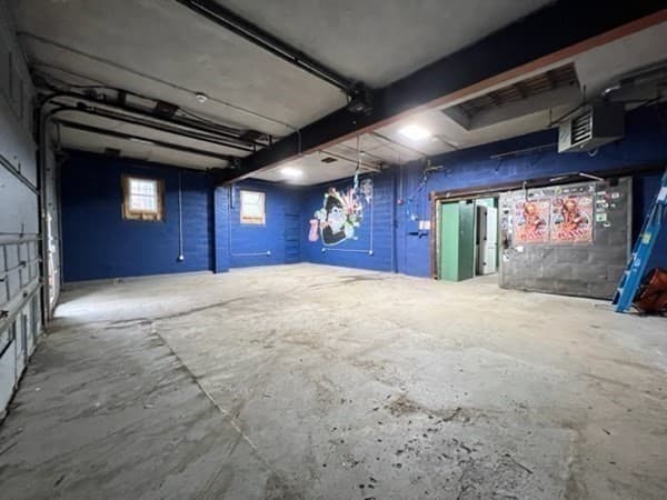 95 South Broadway #Rear photo 3