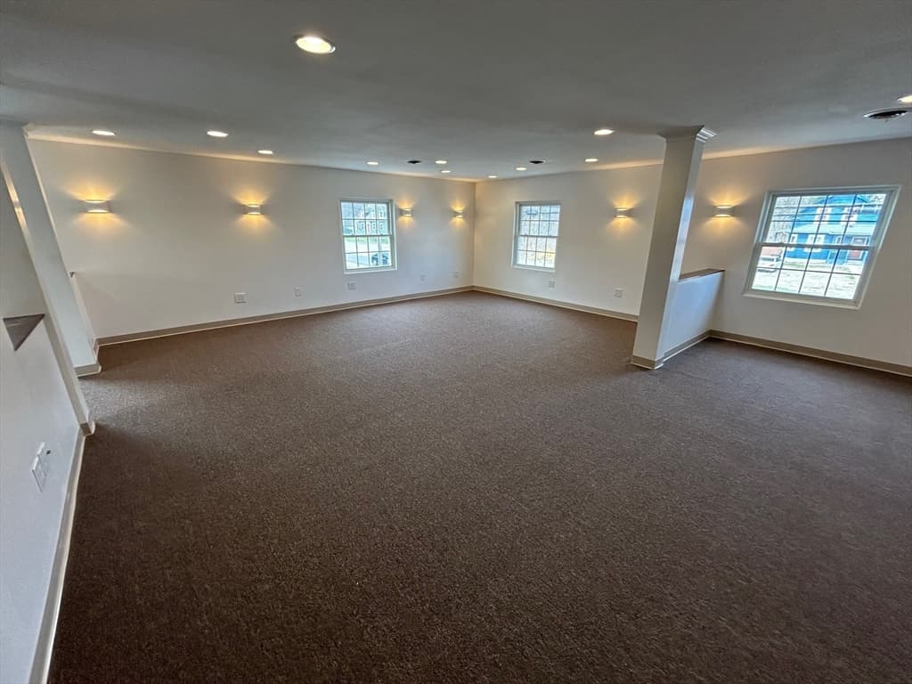 289 Chelmsford St. #D photo 2