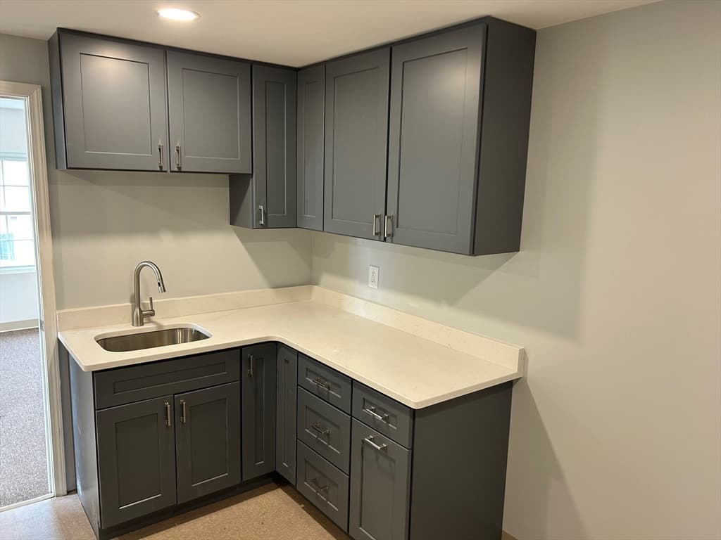 289 Chelmsford St. #D photo 4