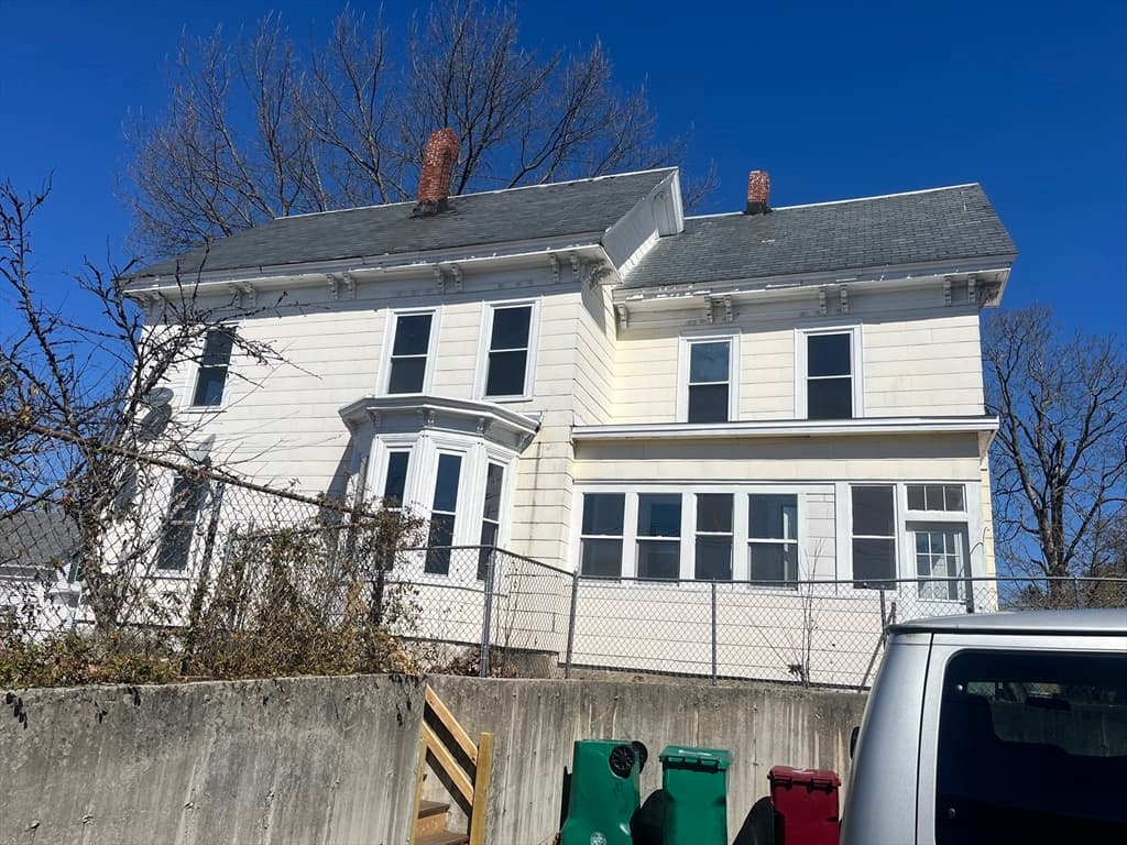 117 Coburn St photo 2