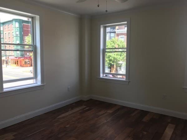 1008 Tremont St #8 photo 4
