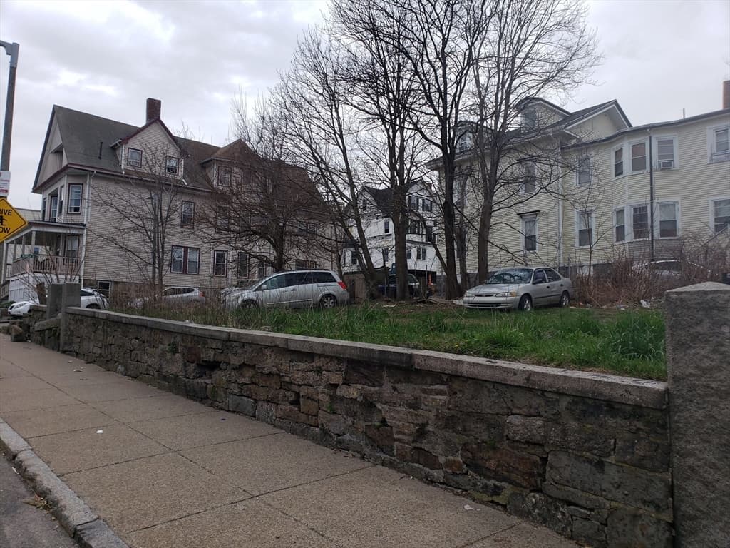 0 Magnolia St photo 2
