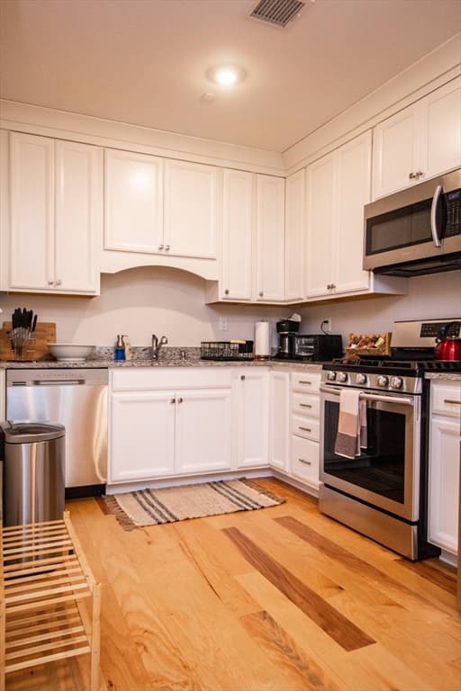 1008 Tremont St #1 photo 4