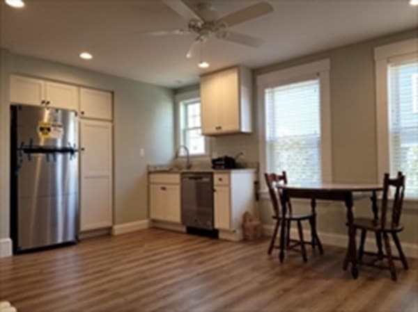 114 Alder St #2 photo 2