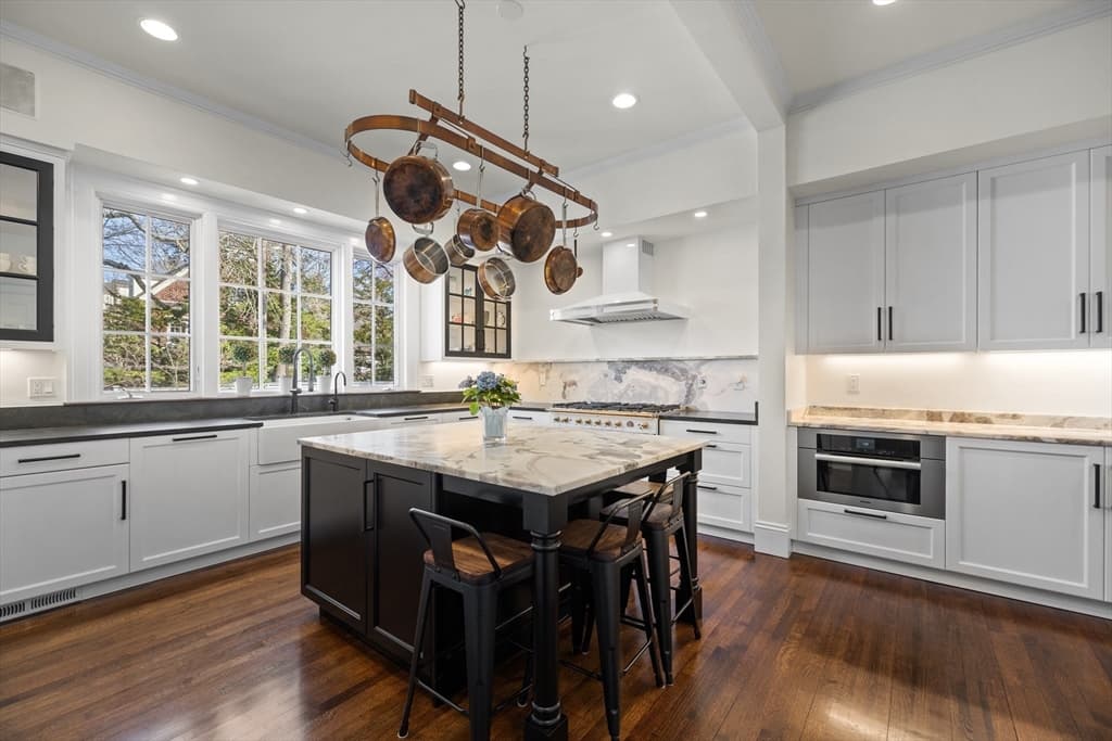 355 Buckminster Road photo 2