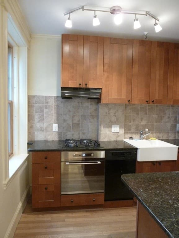 116 The Riverway #7