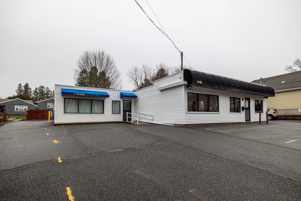 1448 Gar Hwy photo 3