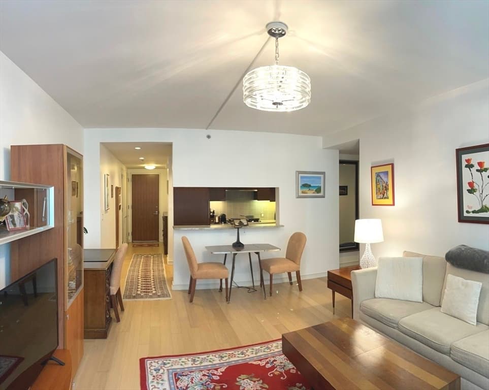 580 Washington Street #3F photo 4