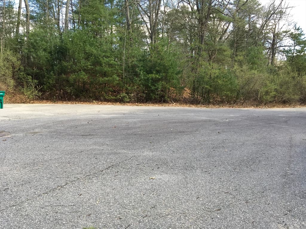 21 Indian Trail photo 2