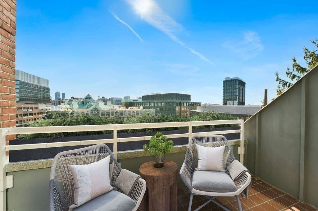 4 Canal Park #701