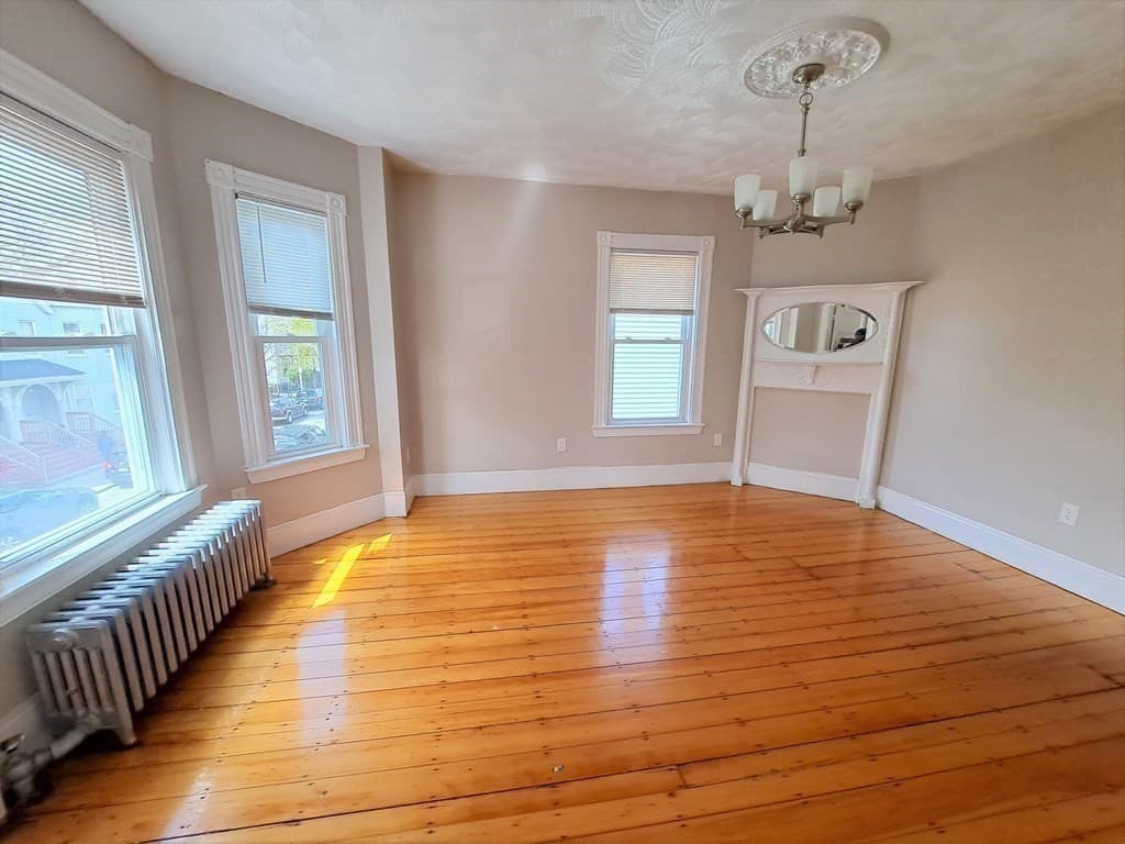 35 Catawba St. #1 photo 4