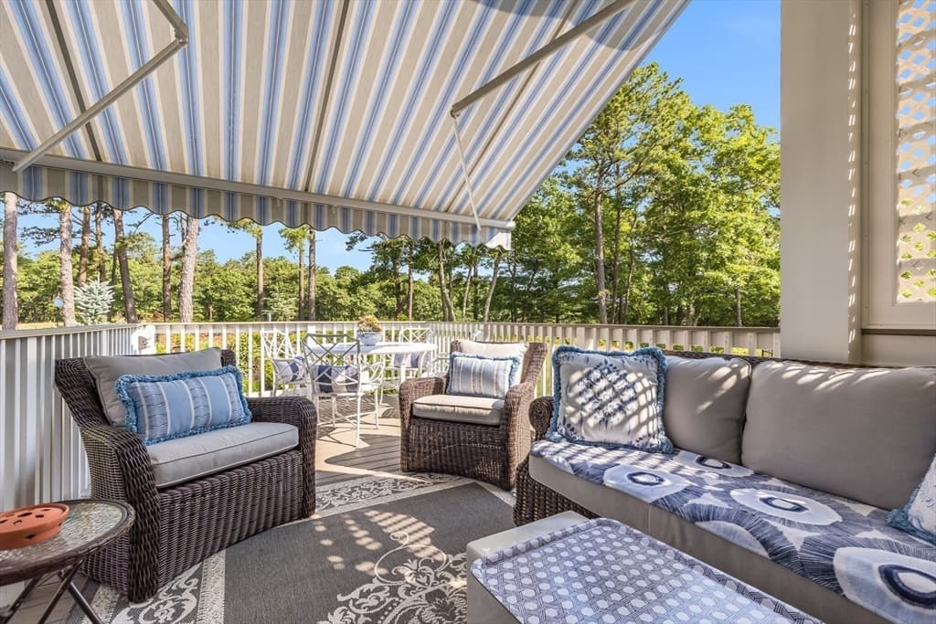 28 Briarwood photo 4