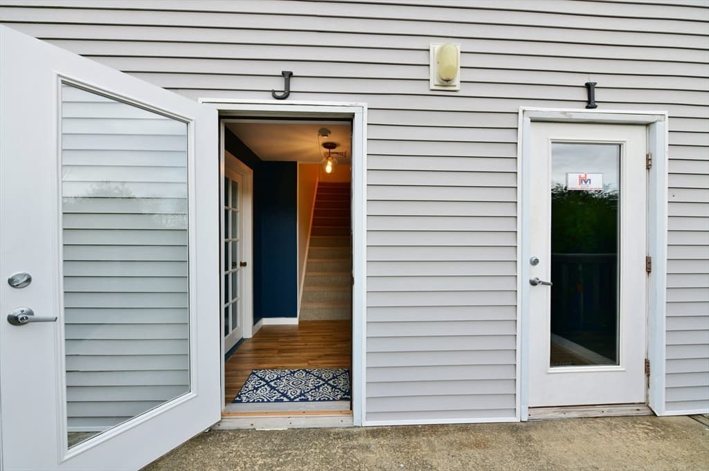 254 Shore Rd #J 2nd FL R photo 3