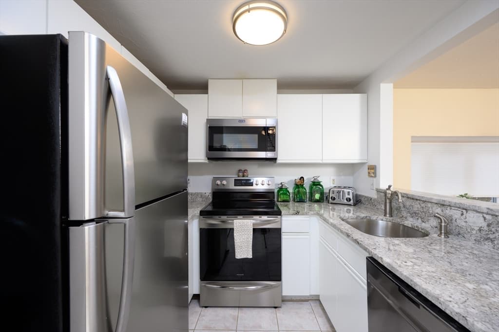 90 Westcliff Dr #90 photo 5