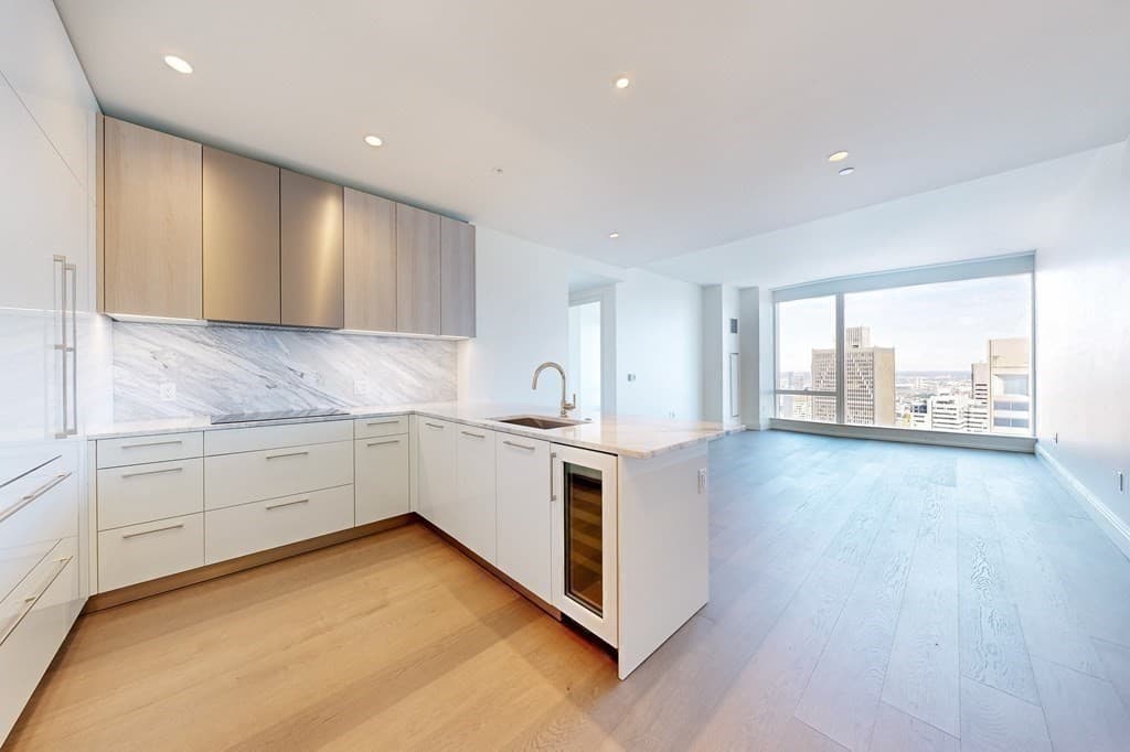 240 Devonshire Street #4814 photo 2