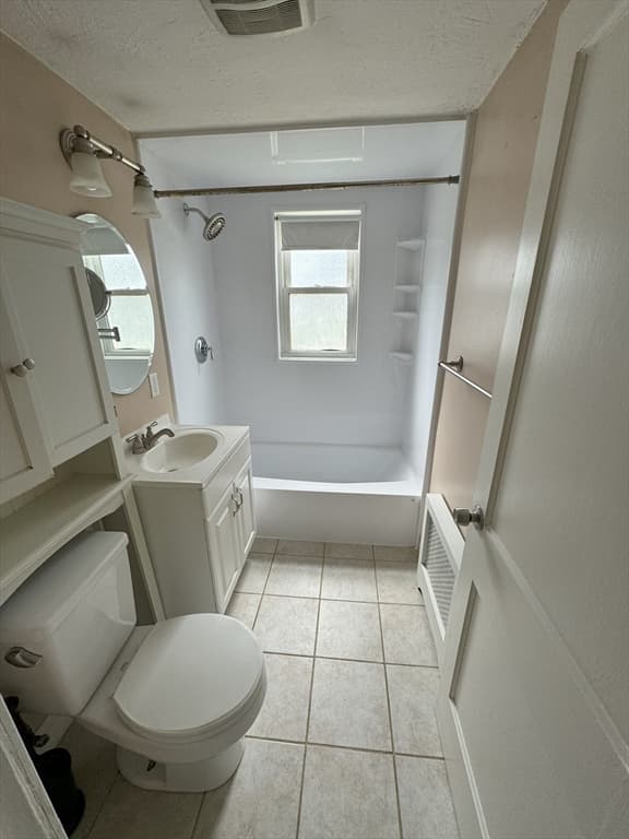 78 French Ave photo 3