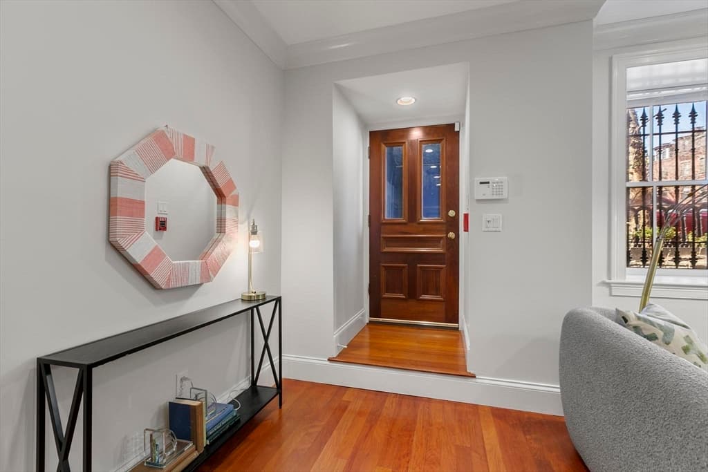27 Worcester Street #1 photo 3