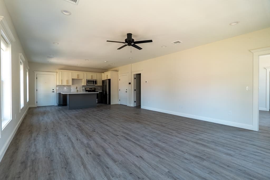 6 Burt Lane #202 photo 5