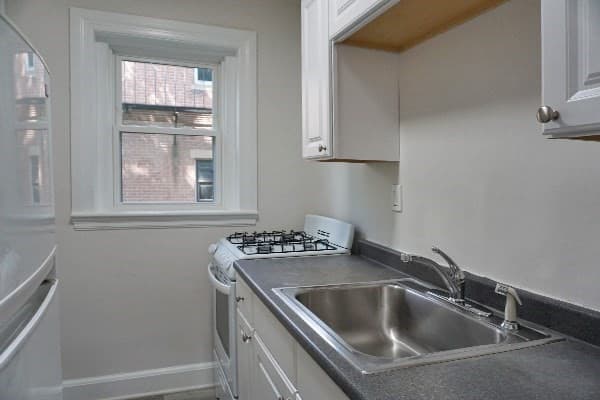 95 Adams St #5 photo 4