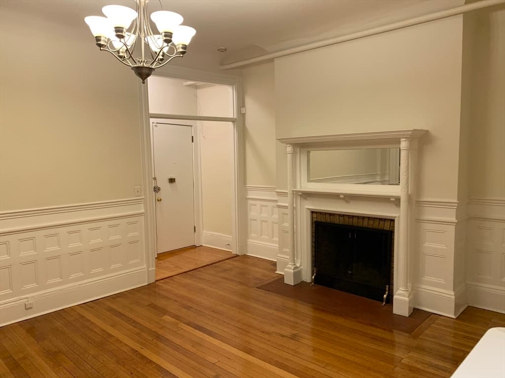 362 Commonwealth Ave #2D photo 5