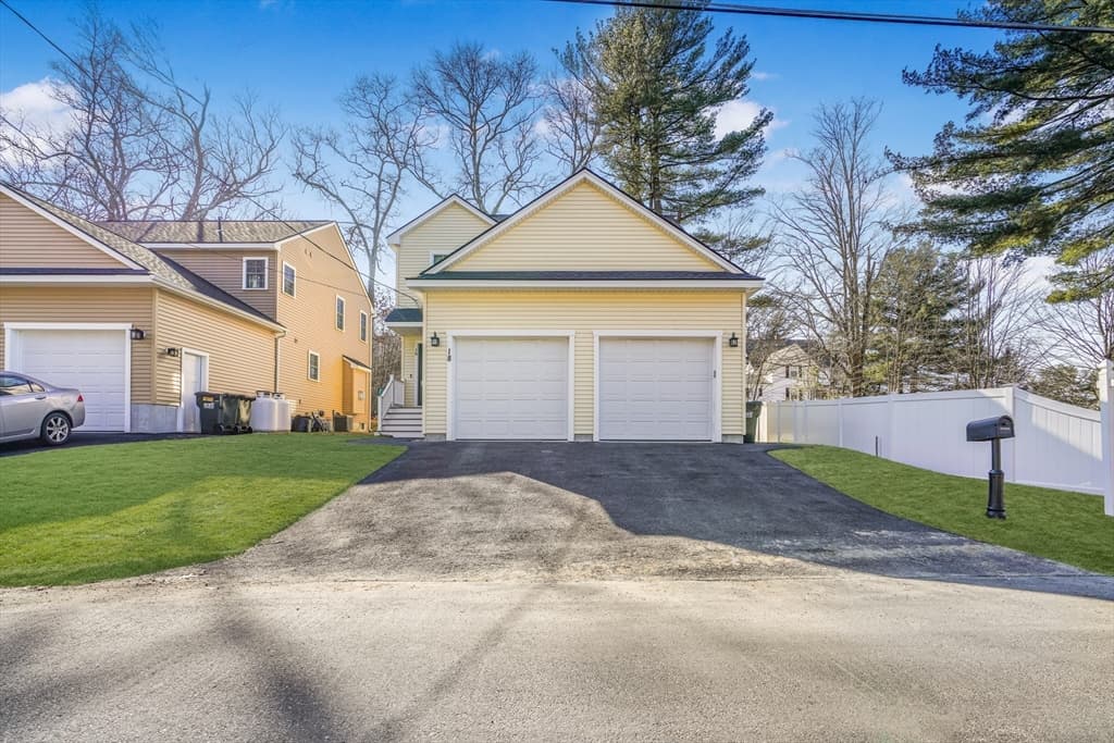 18 Arthur Dr #1 photo 2