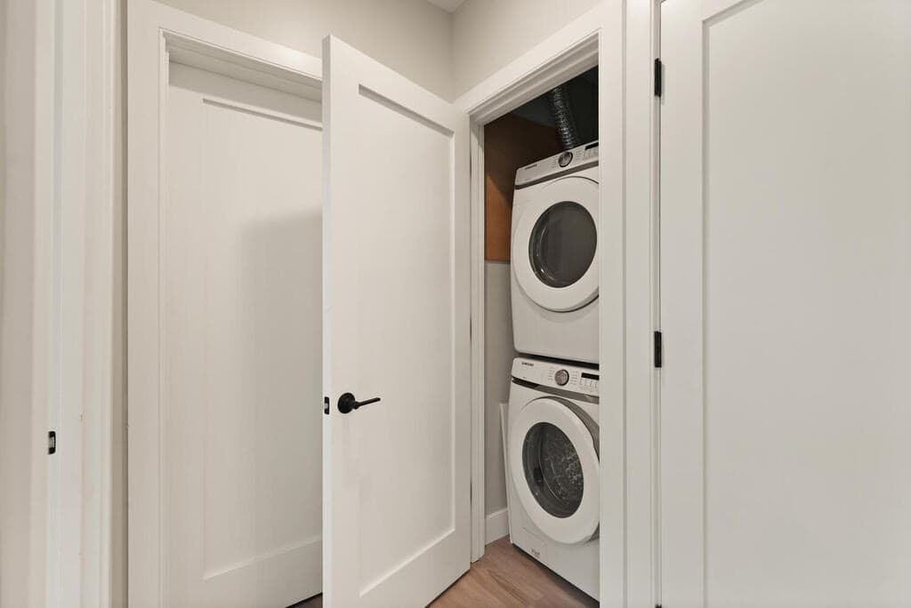 211 Green St #209 photo 4