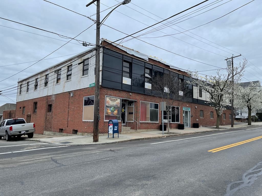 150 Warren Avenue