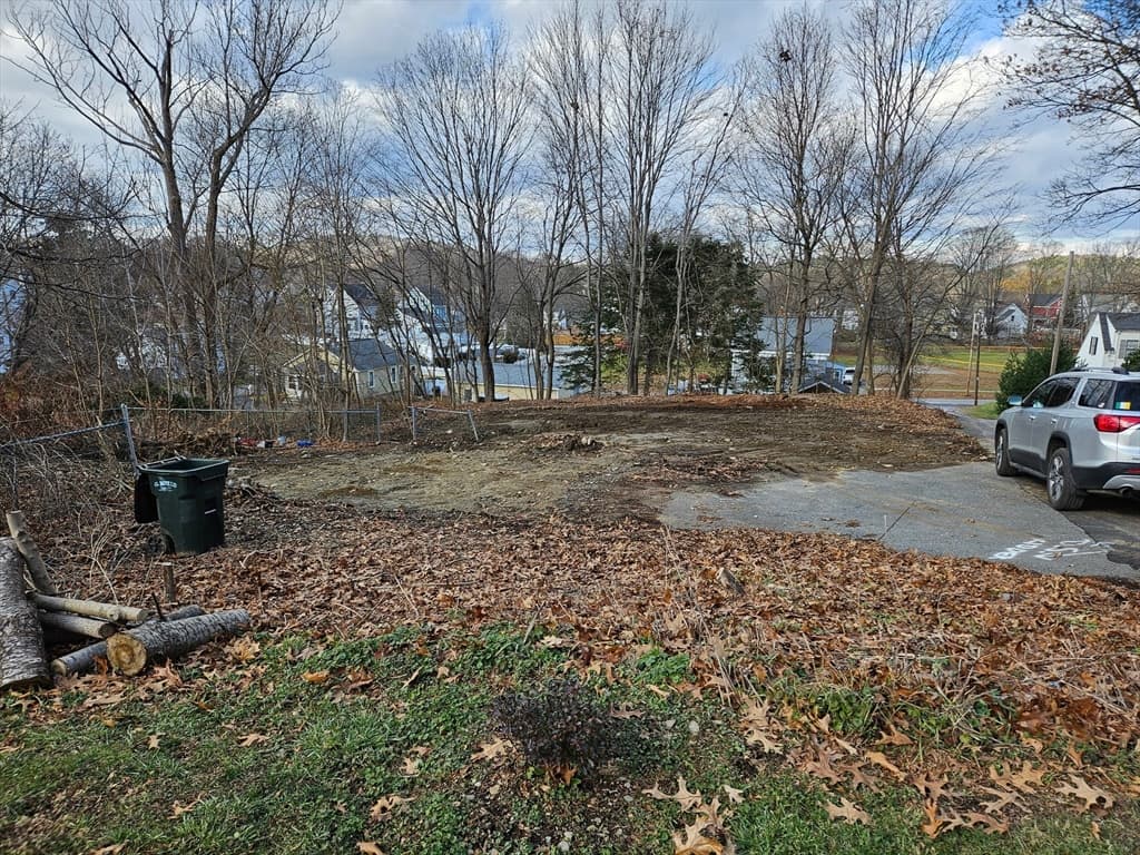 7 Maceo St photo 5