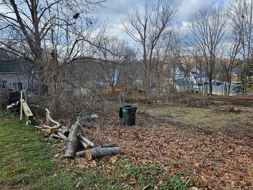 7 Maceo St photo 4