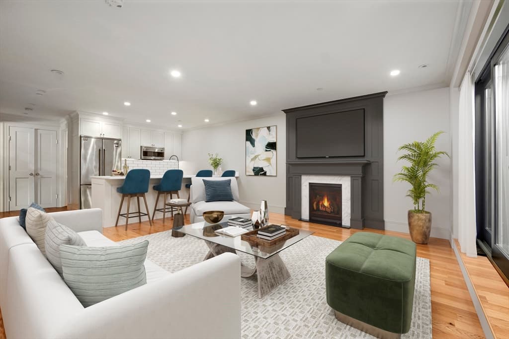 55 Dwight St #1 photo 2