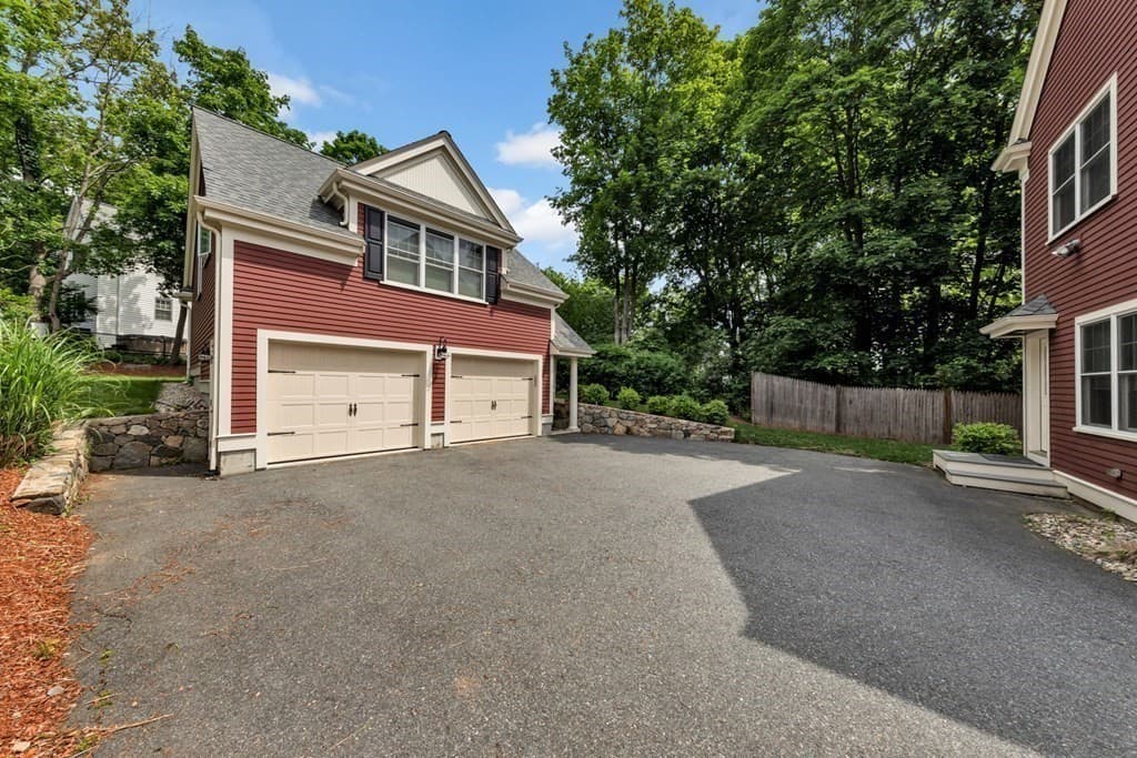 68 Woburn Street #68 photo 2