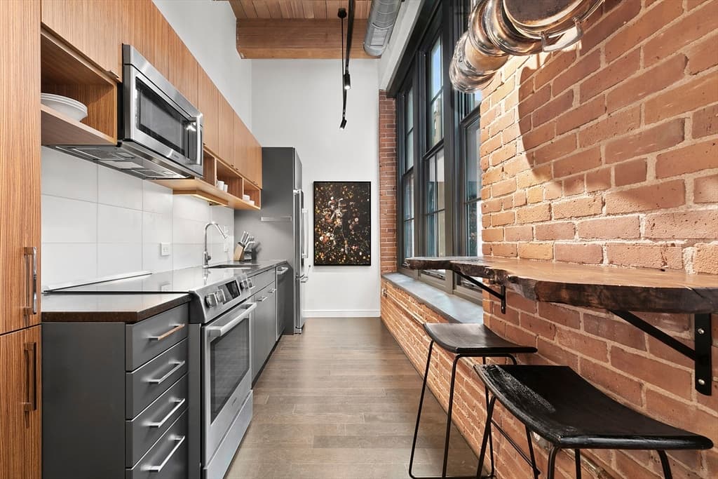 319 A Street #207 photo 3