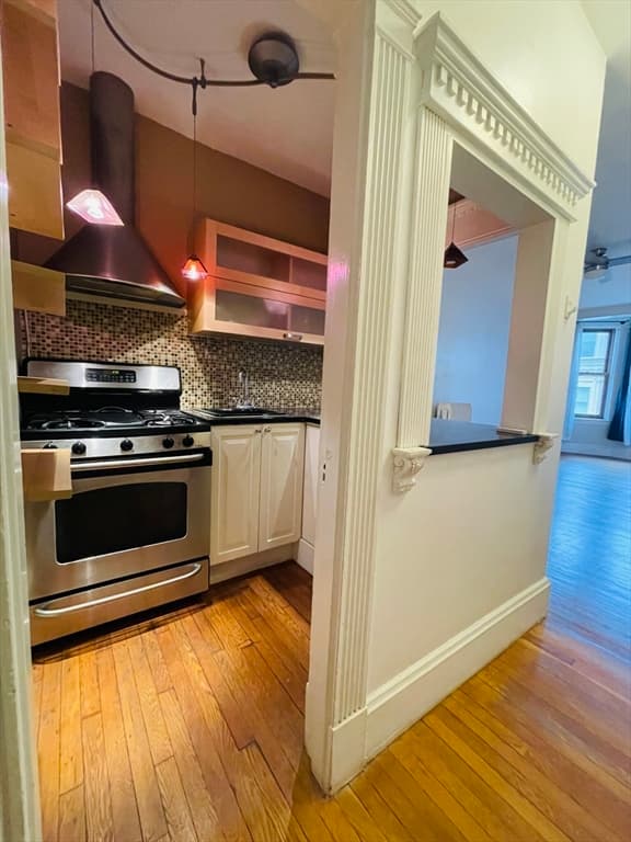8 Garrison St #305 photo 2