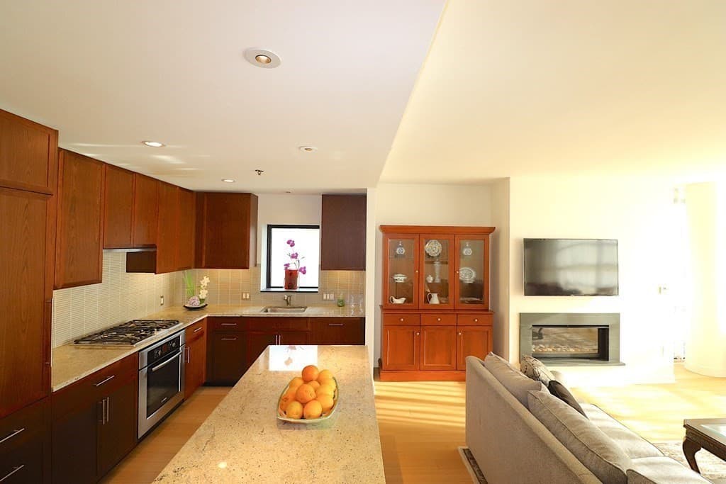 580 Washington St #9B photo 2