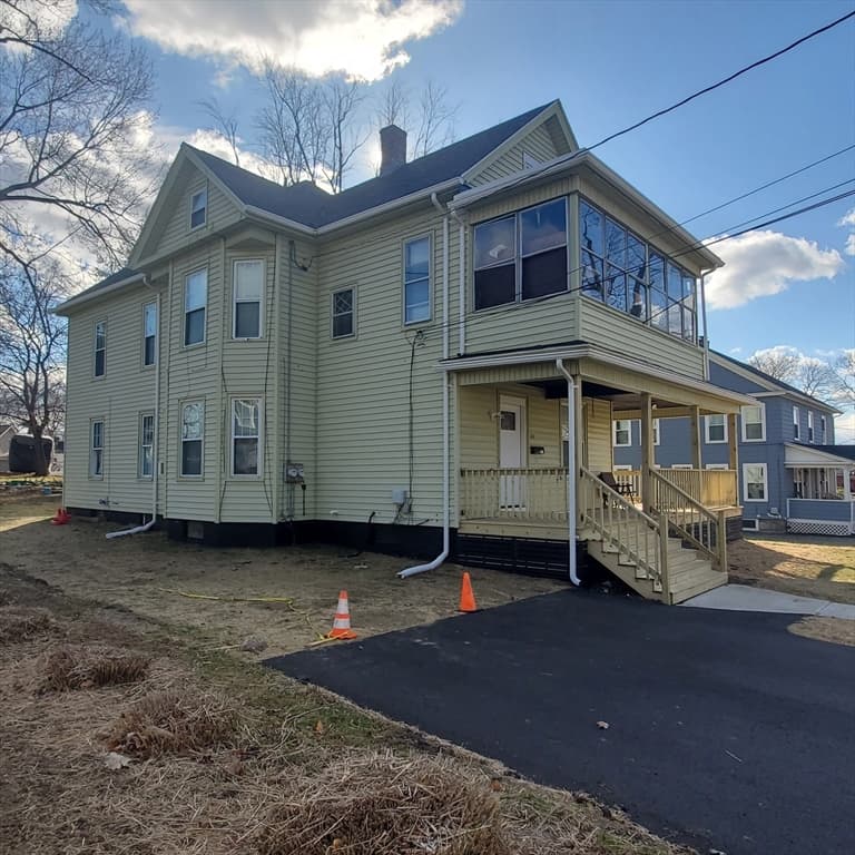 21 Taylor St photo 4