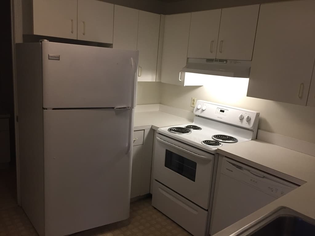 5 Bank Street #4-A photo 4