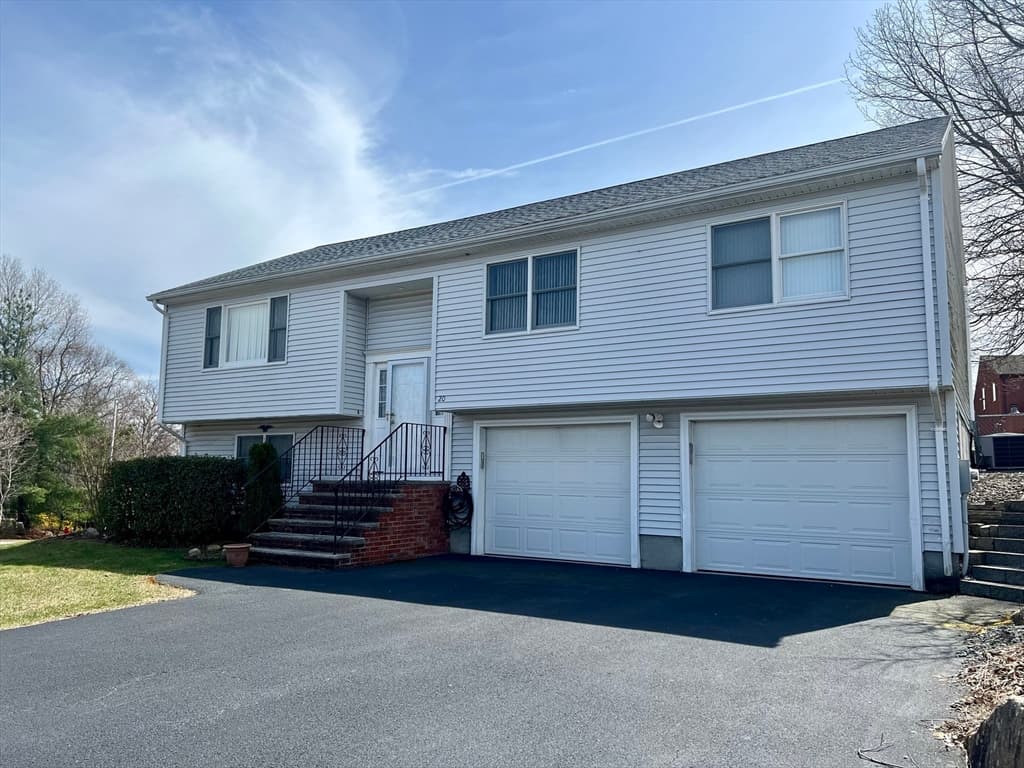 20 Emerald Drive