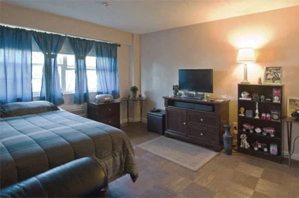 40R Highland Avenue #1