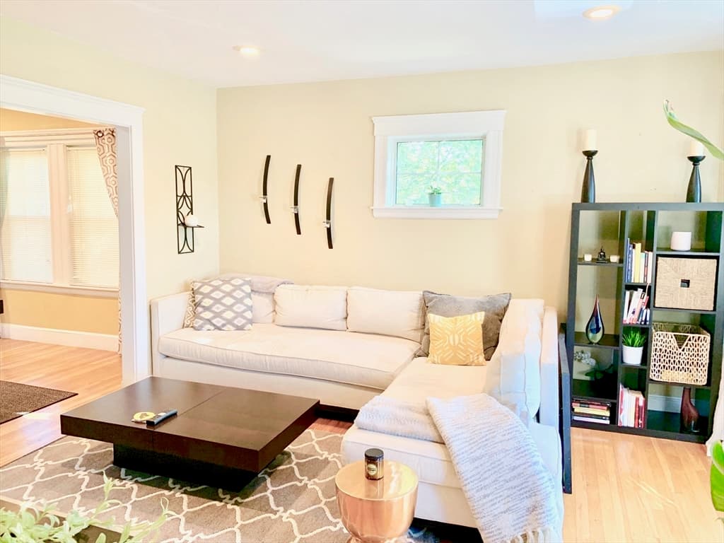 147 Sydney St. #3