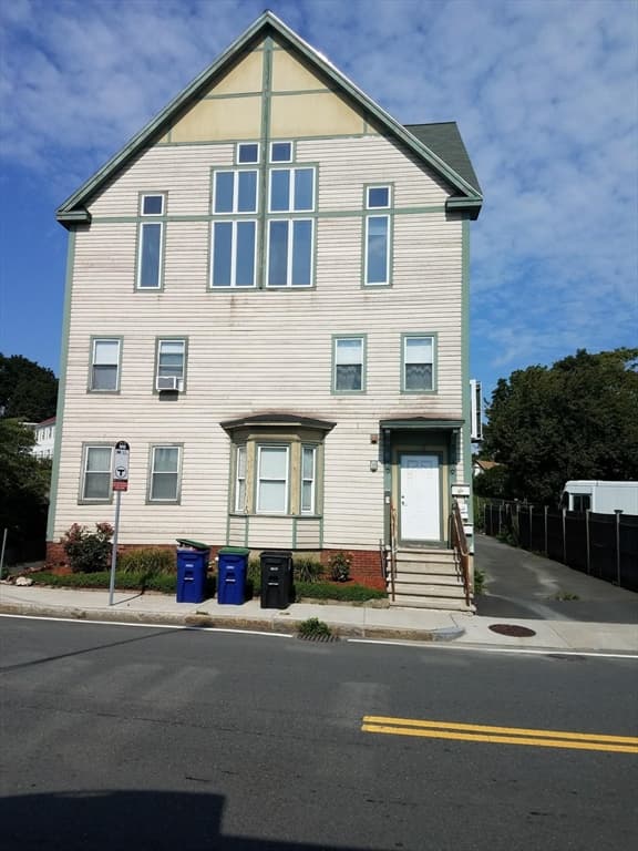 143 Cross Street #3