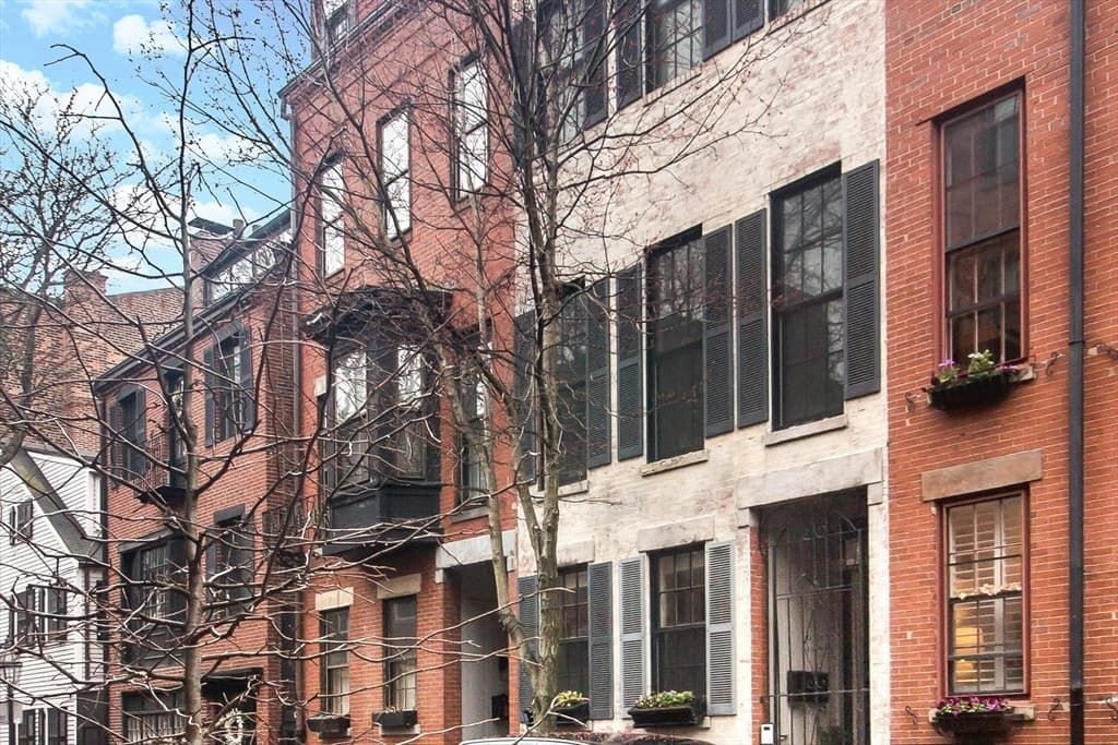 11 Fayette St #1