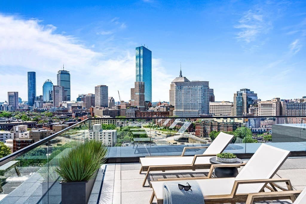 100 Shawmut Ave #809