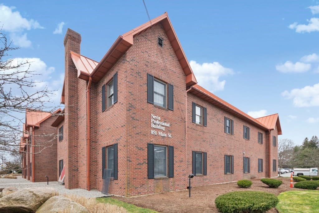 851 Main St #10