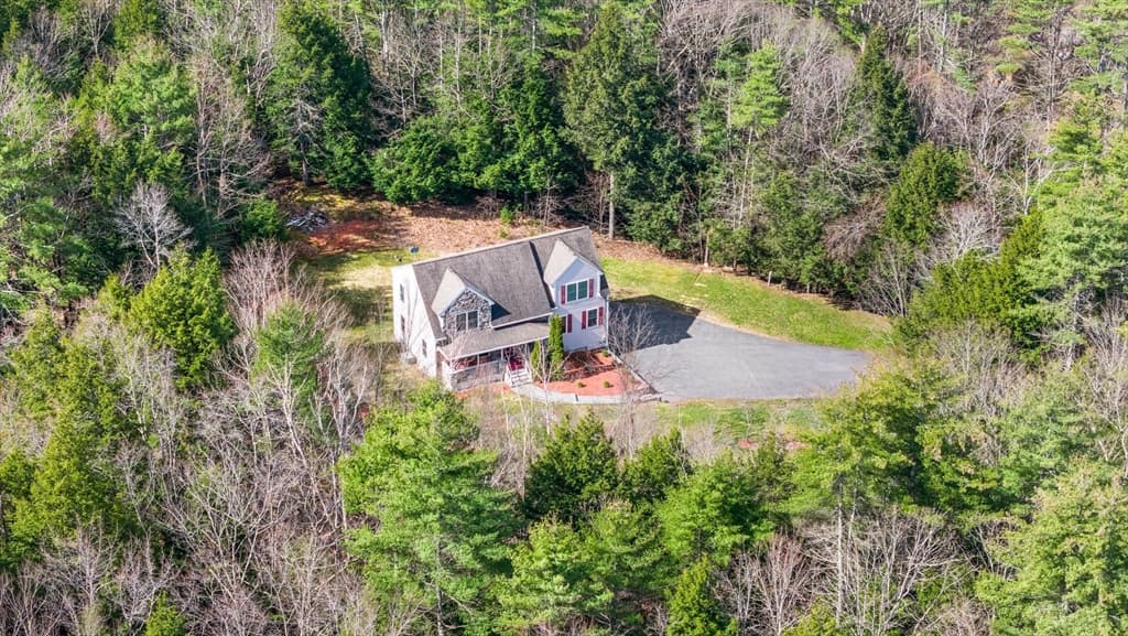 69 Twin Bridge Road photo 5
