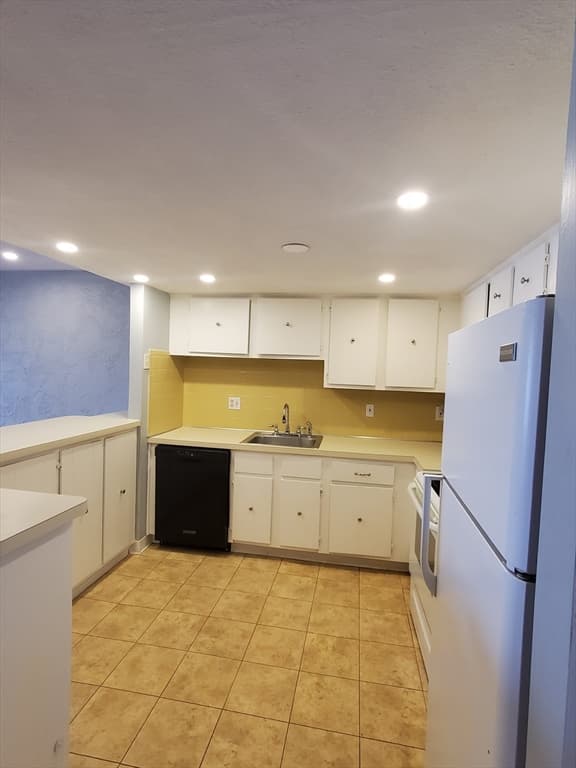585 Revere Beach Parkway #310 photo 4