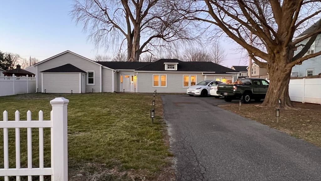 200 Narragansett Blvd